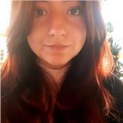 Licenciada en música con énfasis en clarinete, piano y arpa